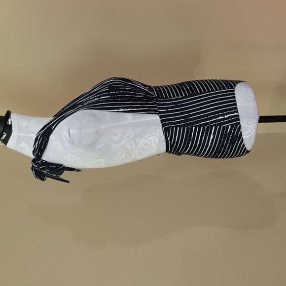 Cocoship Halter Top black & white size 6 - Picture 4 of 8